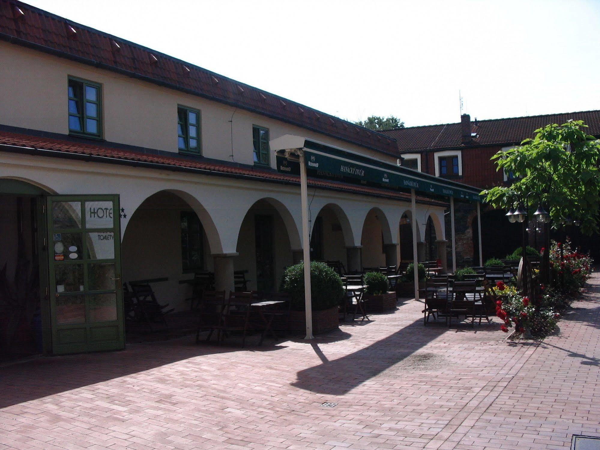 Hanacky Dvur Olomouc Exteriör bild
